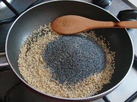 Haşhaşlı Susamlı Tatlı Kurabiye