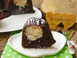 Hindistan Cevizli Sürpriz Kek