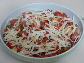 Fırında Kahvaltılık Sucuklu Patates