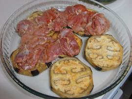 Fırında Patlıcanlı Tavuk İncik