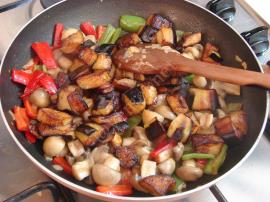 Patlıcanlı Mantar Sote