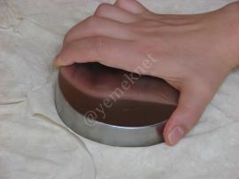 Yufkadan Fındık Lahmacun