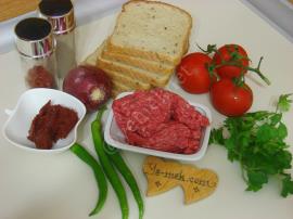 Fırında Kıymalı Ekmek Dilimleri