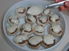 Fırında Kıymalı Mantar Dolması