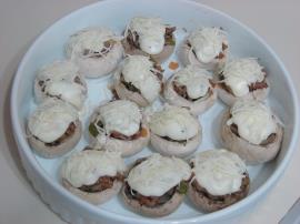 Fırında Kıymalı Mantar Dolması