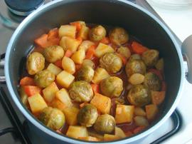 Patatesli Havuçlu Brüksel Lahanası Yemeği