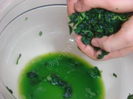 Tavada Ispanaklı Kol Böreği