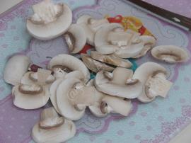 Mantarlı Ekmek Dilimleri