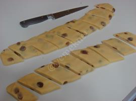 Pastane Usulü Üzümlü Kurabiye