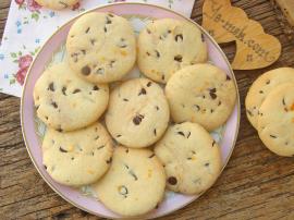 Damla Çikolatalı Portakallı Kurabiye