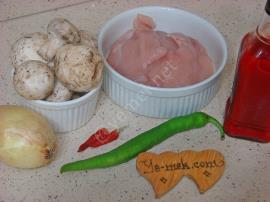 Acılı Mantarlı Tavuk Sote