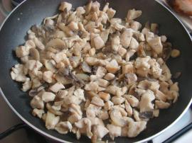 Fırında Beşamel Soslu Tavuk Yemeği