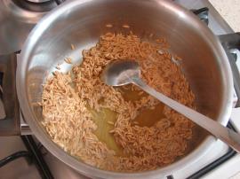 İki Renkli Arpa Şehriye Pilavı