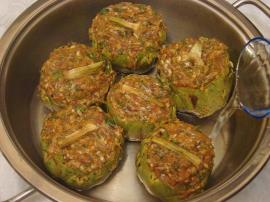 Yapraklı Taze Enginar Dolması