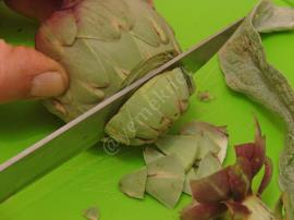 Yapraklı Taze Enginar Dolması