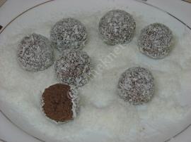 Kakaolu İrmik Topları