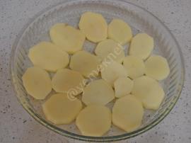 Fırında Salçalı Et Yemeği