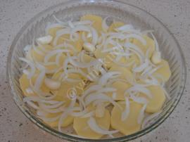 Fırında Salçalı Et Yemeği