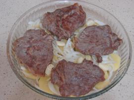 Fırında Salçalı Et Yemeği