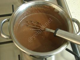 İki Renkli İrmik Tatlısı