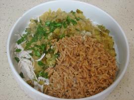 Köz Patlıcanlı Tavuk Salatası