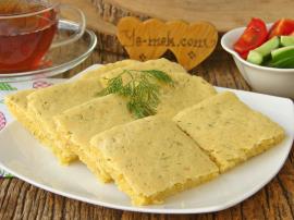 Tuzlu Kek Kıvamında Ezber Bozan Bir Ekmek : Peynirli Dereotlu Mısır Ekmeği