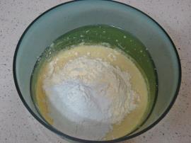 Peynirli Dereotlu Mısır Ekmeği