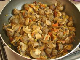 Köfteli Mantar Yemeği