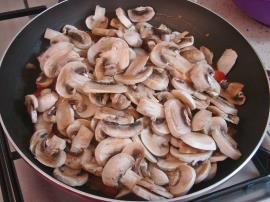 Köfteli Mantar Yemeği