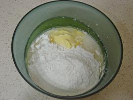 Tahinli Rulo Çörek