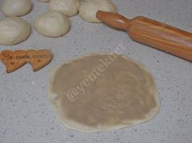 Tahinli Rulo Çörek