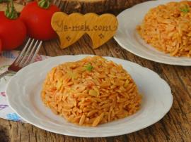 Domatesli Arpa Şehriye Pilavı