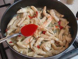 Kremalı Soğanlı Tavuk Yemeği