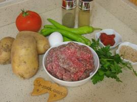 Tencerede Köfteli Patates Yemeği