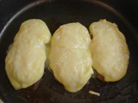 Tencerede Patates Püreli Et Yemeği