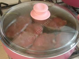 Tencerede Patates Püreli Et Yemeği