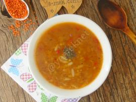 Arpa Şehriyeli Kırmızı Mercimek Çorbası