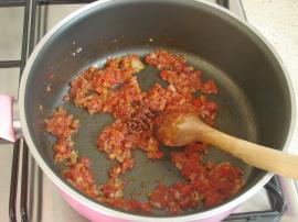 Arpa Şehriyeli Kırmızı Mercimek Çorbası