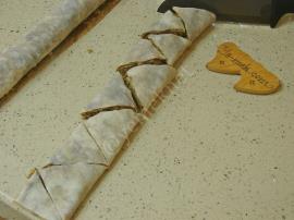 Cevizli Haşhaşlı Çıtır Börek