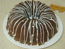 İçi muhallebili Kek