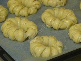 Şeritli Çiçek Poğaça