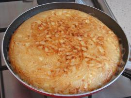 Tavada Makarna Böreği