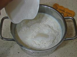 Pudingli Bisküvili İrmik Tatlısı