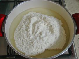 Sıvı Yağlı Un Helvası