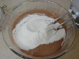 Kakaolu Havuçlu Kek