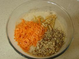 Elmalı Havuçlu Tarçınlı Kek