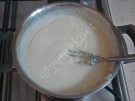 Sürprizli İrmik Tatlısı