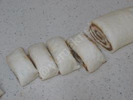 Haşhaşlı Rulo Çörek