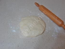 Haşhaşlı Rulo Çörek