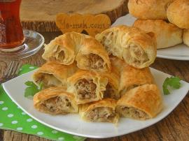 Hazır Yufkadan Kıymalı Kol Böreği